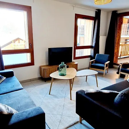 Neuf 5 Pieces A 20m Des Pistes Avec Garage Double Apartment